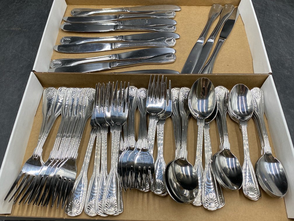 Wallace Flatware Set