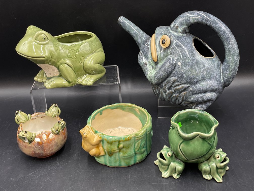 Ceramic Frog Assortment