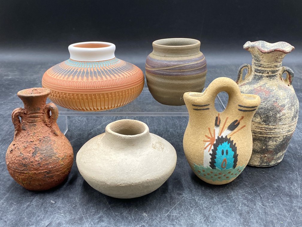 Southwestern & Native American Style Pottery