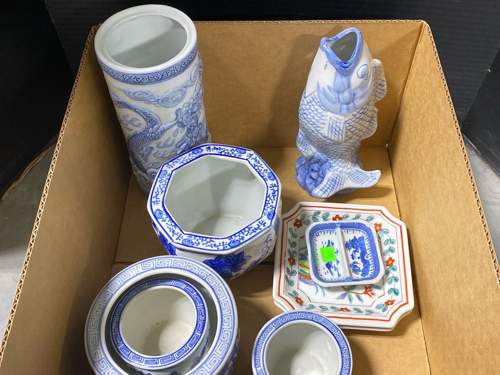 Chinoiserie Ceramic Decor