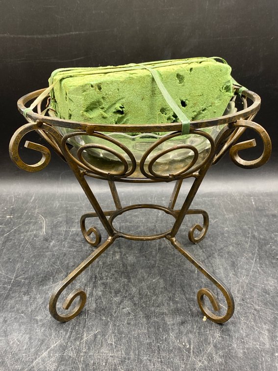 Rustic Wrought Iron Flower Stand