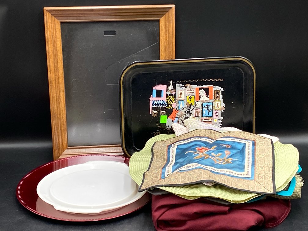 Dining Table Linens