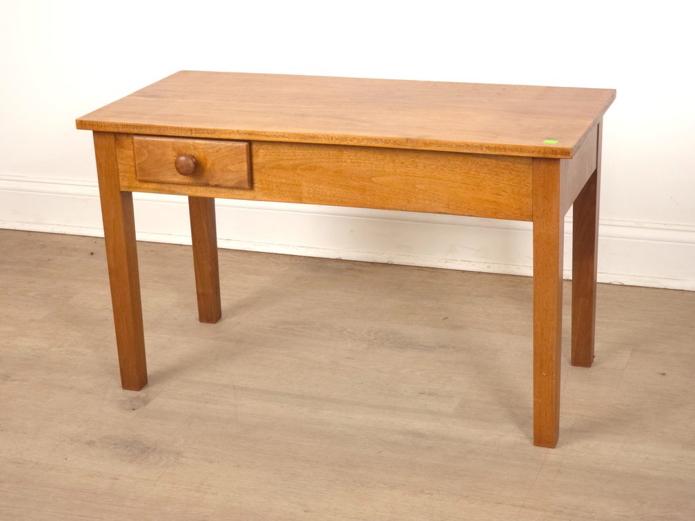 Benchmade Side Table