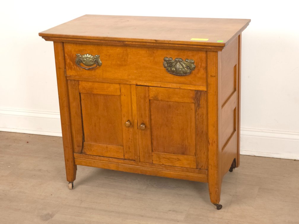 Maple Washstand