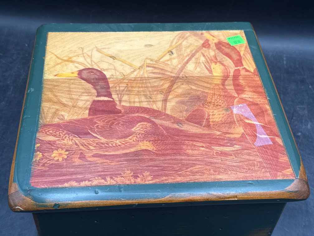 Decorative Box & Stained Glass Style Suncatchers