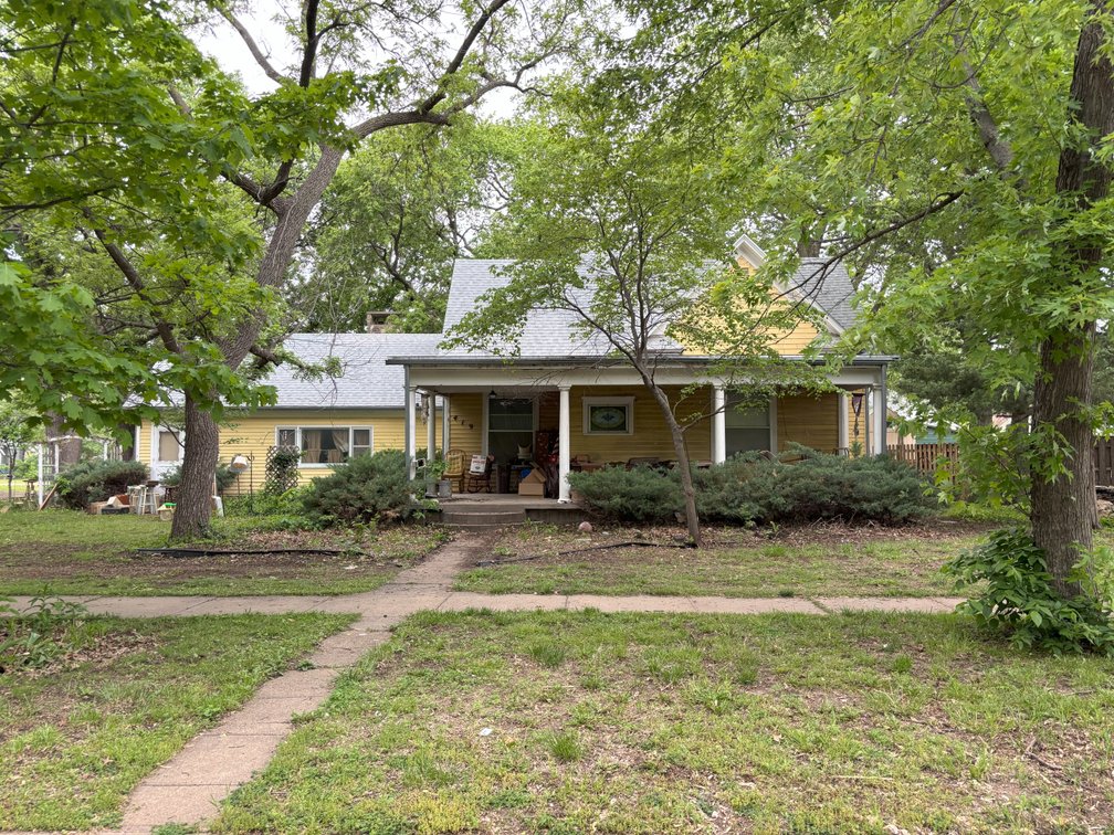 419 North Nelson Street,  Bennington, KS Online Only Auction