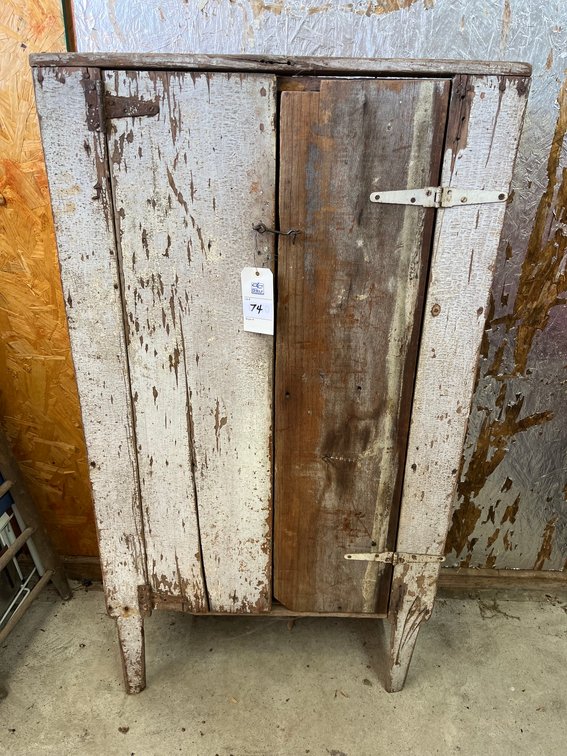 Lot 75