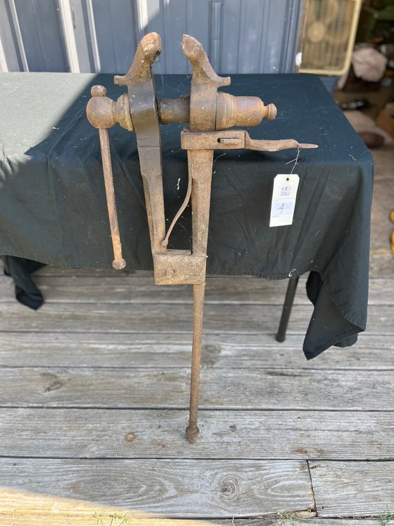 Lot 4