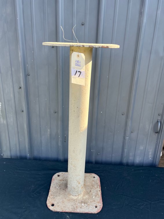 Lot 17