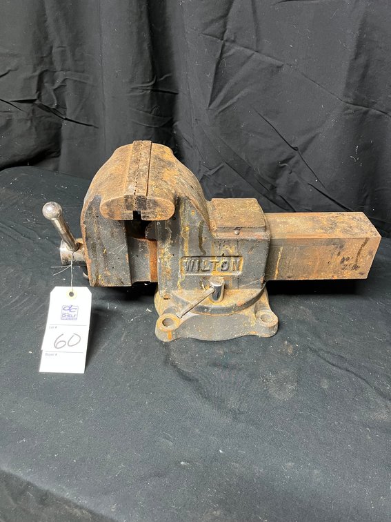 Lot 51