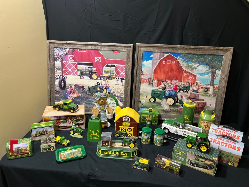 Image for Gary & Sandra Smith ~ Auction {click here for details}