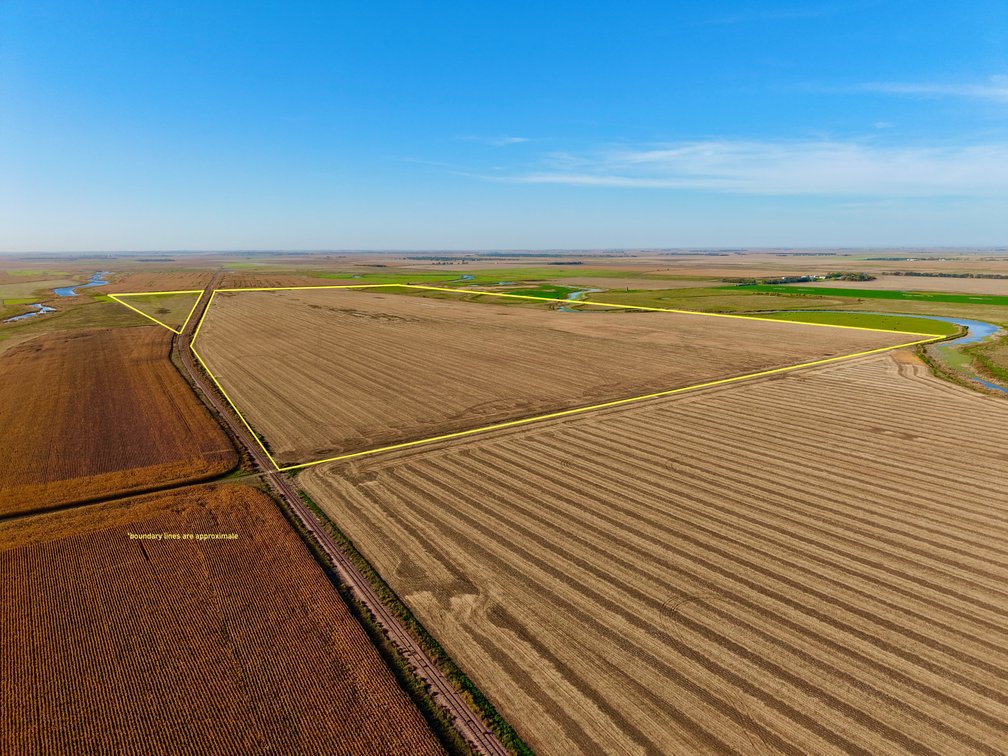 Entirety - 298+/- Acres Spink County, SD