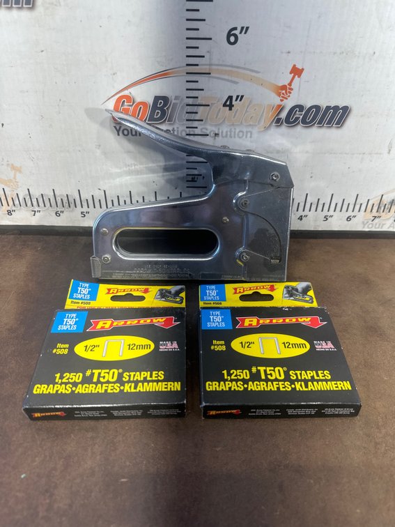 Arrow T-50 Manual Staple Gun with T50 Staples, Approx. 3 Pieces