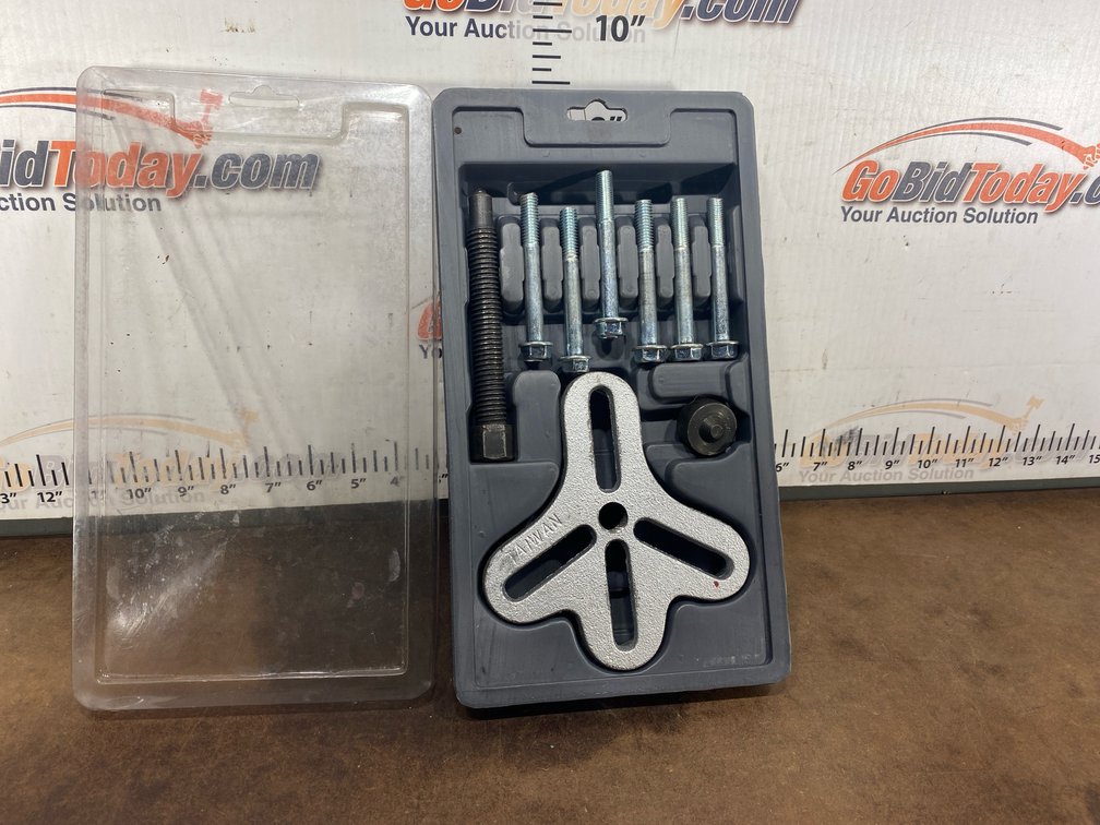 Mechanical Puller Tool Set with Storage Tray