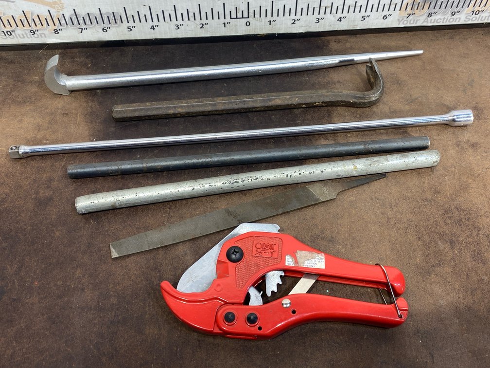Orbit Pipe Cutter, Pry Bars, Extension Bar, and Tools - Approx. 7 Pieces