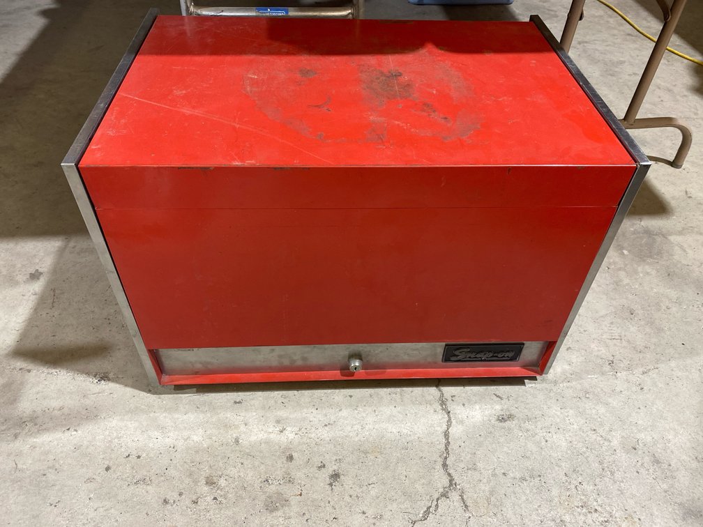 Snap-on Red Metal Top Tool Chest