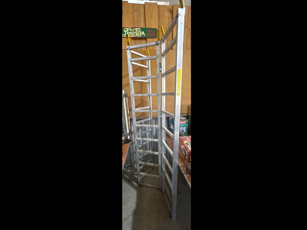 API Outdoors Model 46825 Folding Aluminum Loading Ramps 46 x 82