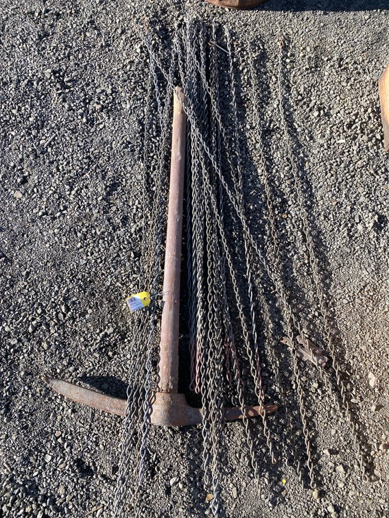 Pickaxe and Bundle of Twisted Link Metal Wire