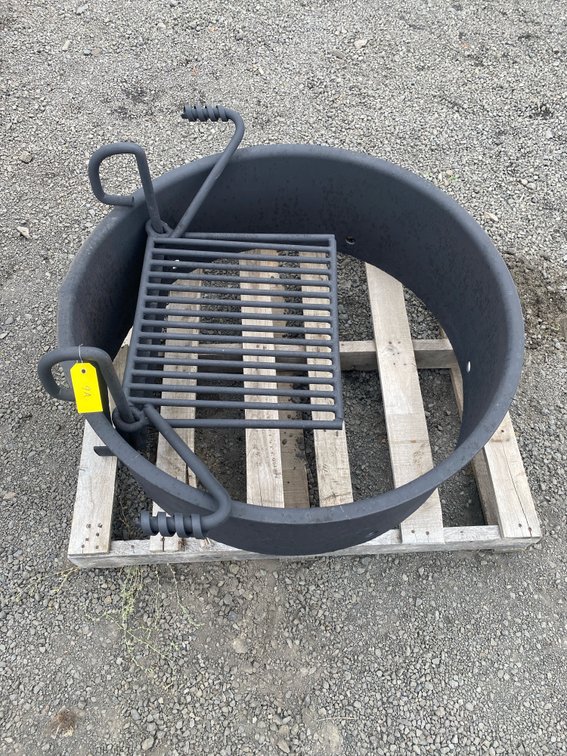 Black Steel Fire Ring with Swivel Cooking Grate
