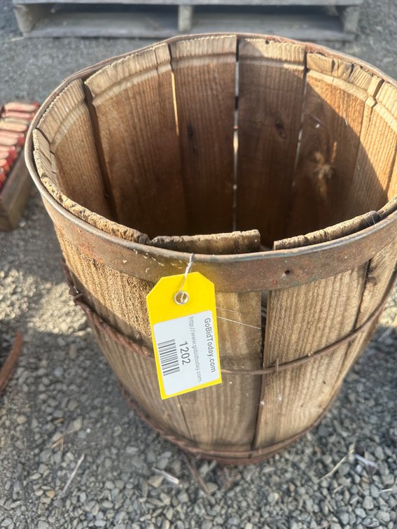 Lot 1202