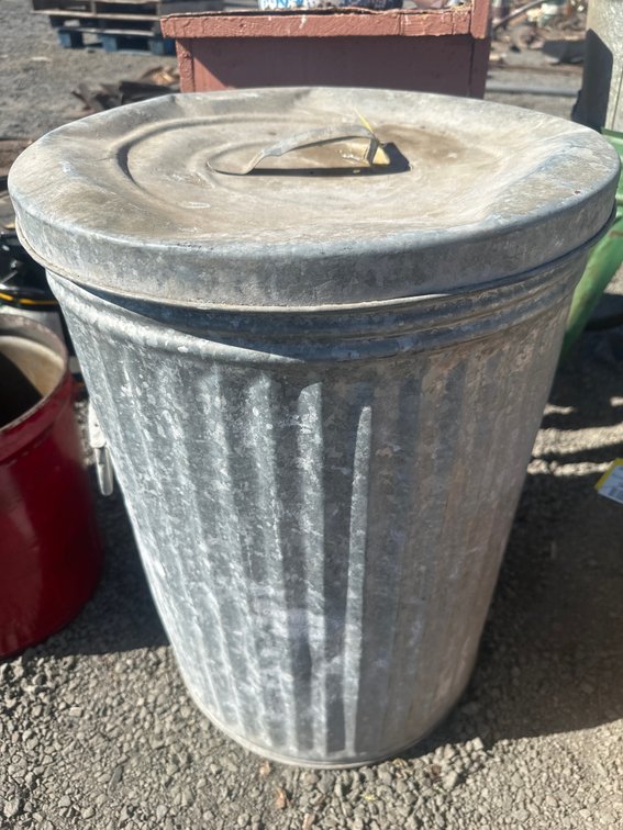 Galvanized Steel Trash Can with Lid