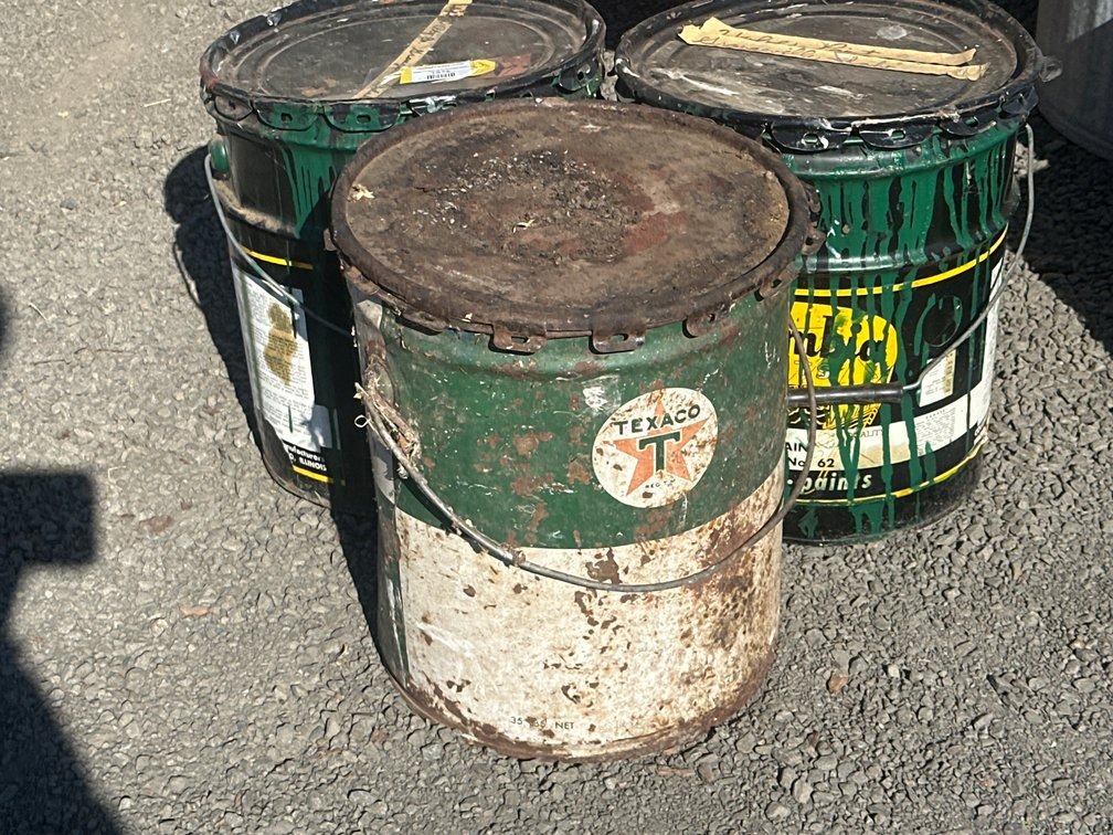 Metal Lug-Top Pails with Wire Bail Handles