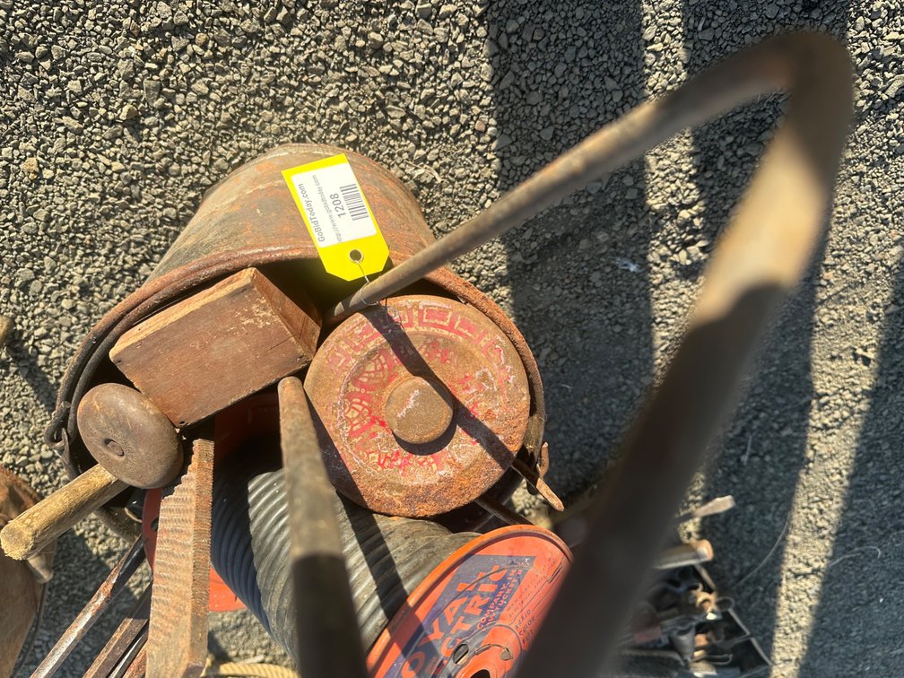 Lot 1208