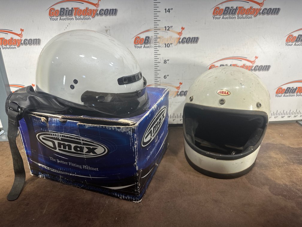 Two Bell Star 120 & GMAX GM35S Motorcycle Helmets