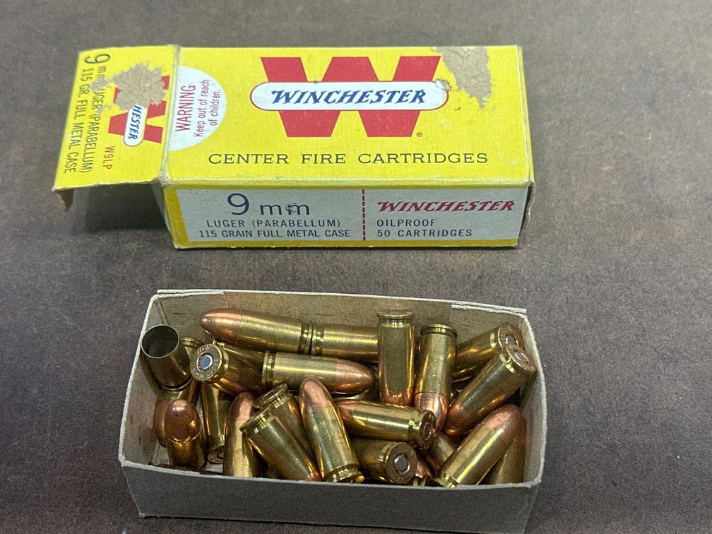 Winchester 9mm Luger 115 Grain Full Metal Case Ammunition and Box
