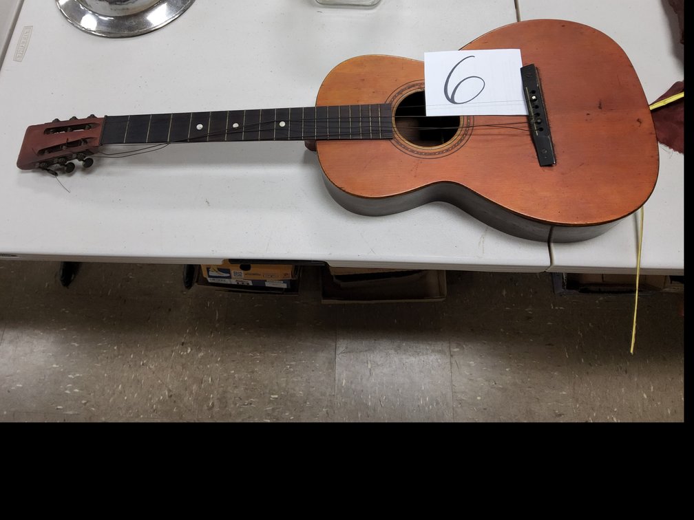 6 string guitar