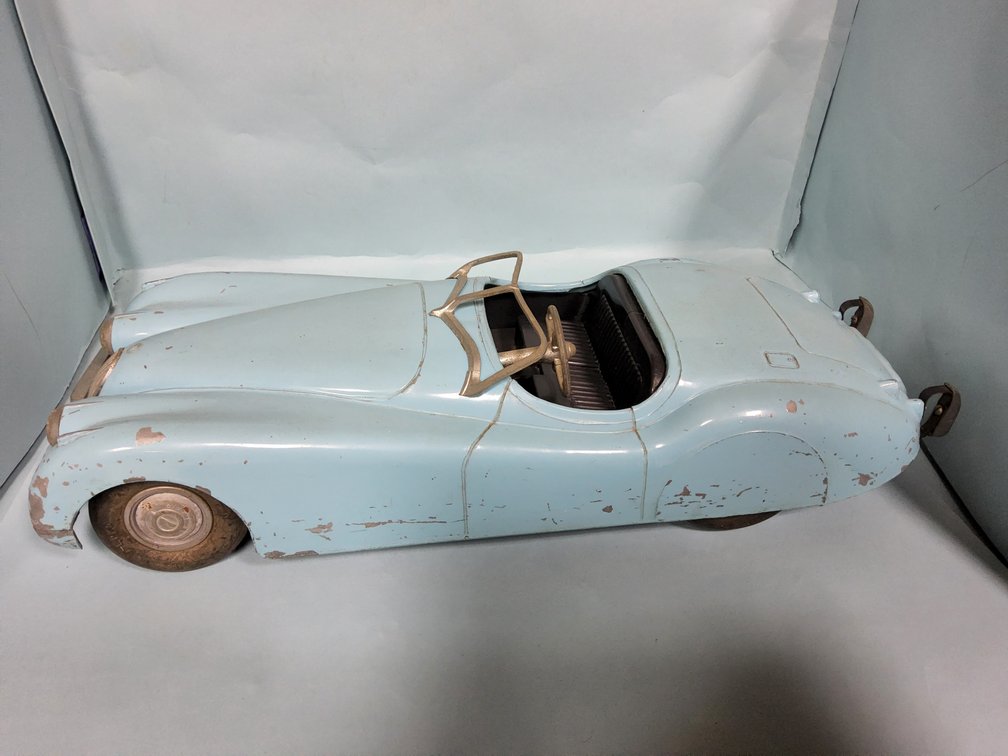 Doepke Model Jaguar convertible