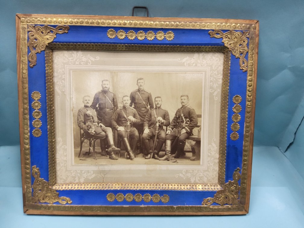 Photograph of late 1800s/ early 1900s Russian soldiers