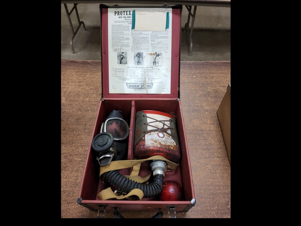 American LaFrance Protexall gas mask