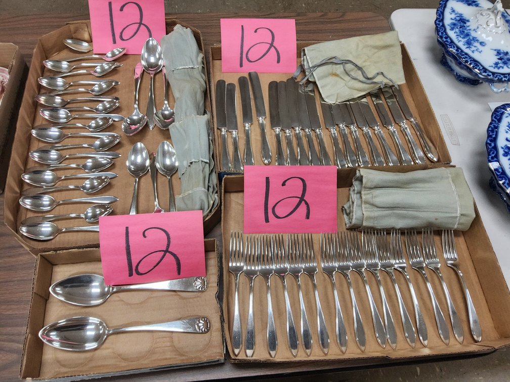 Wm. Rogers Service for 12 silver plate flatware. 