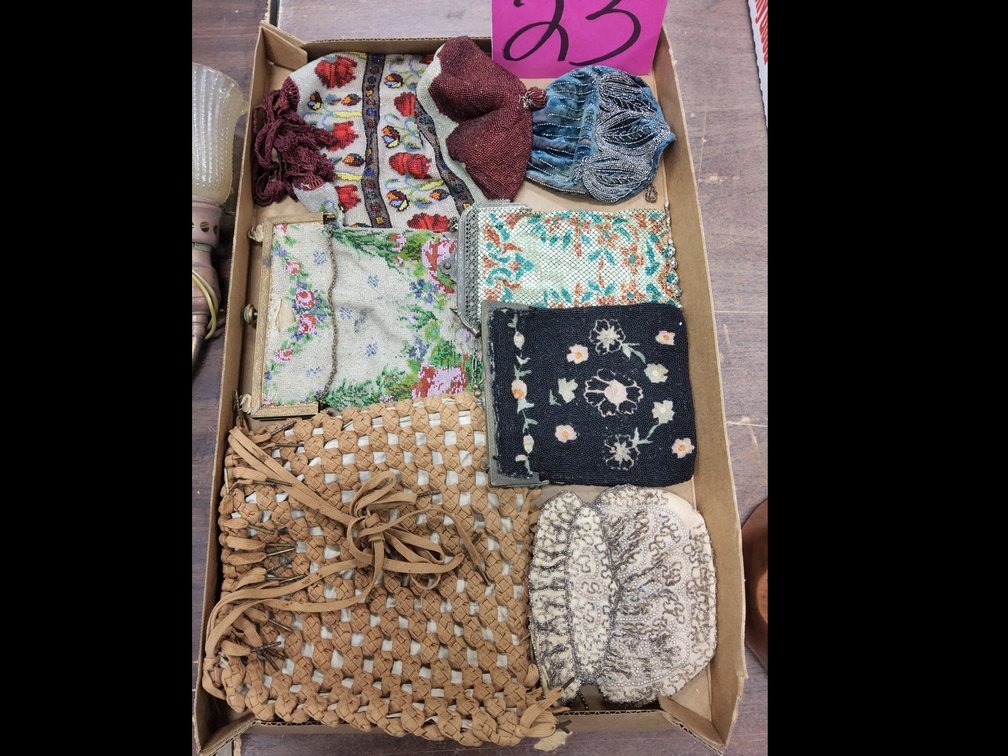 Assorted bead and mesh purses 