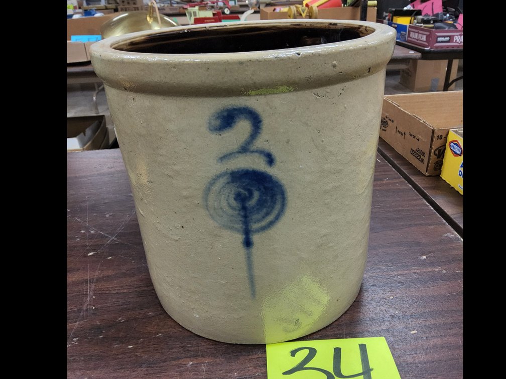 2 gallon Red Wing Bullseye Crock