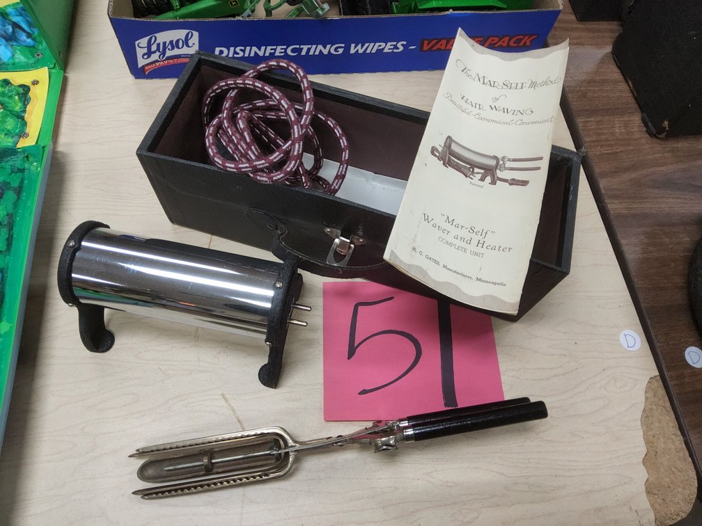 1930s Mar-Self electric hair iron, Marcelling wave. 
