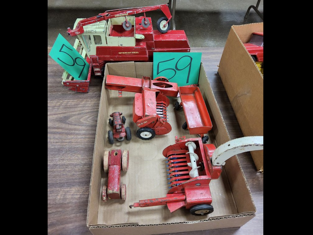International Harvester, TruScale and other farm toys
