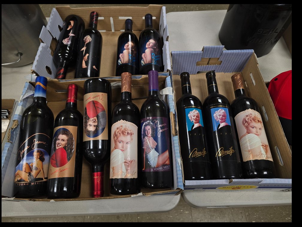 12 Norma Jean / Marilyn Monroe Full Wine Bottles