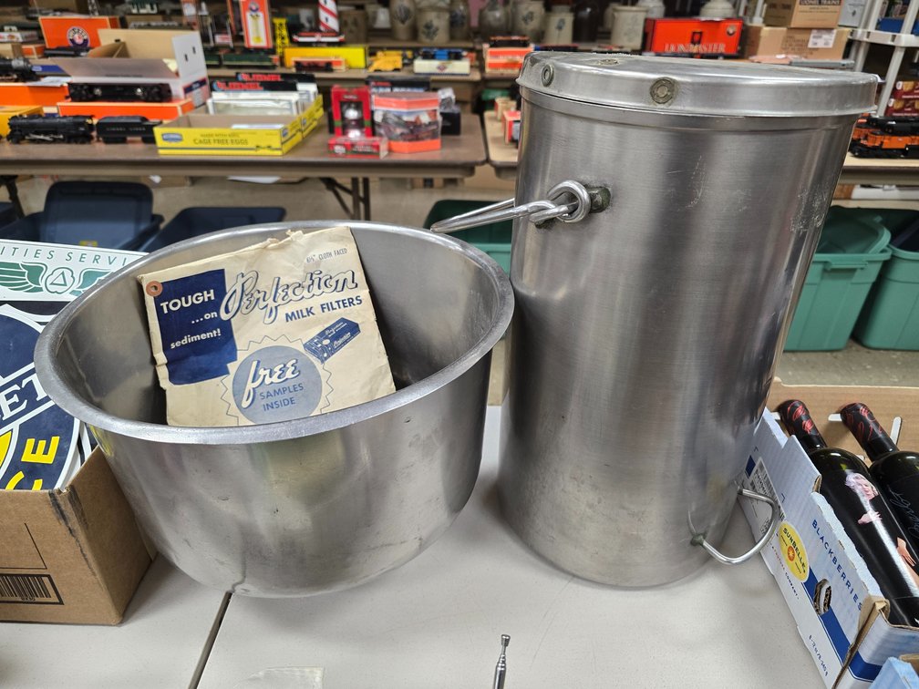 Stainless Steel Cream Can & Strainer