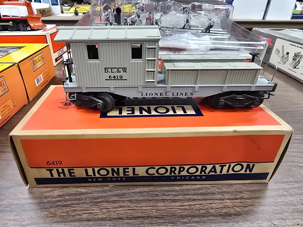 Lionel DL & W 6419 Wrecking Car Work Caboose w/box