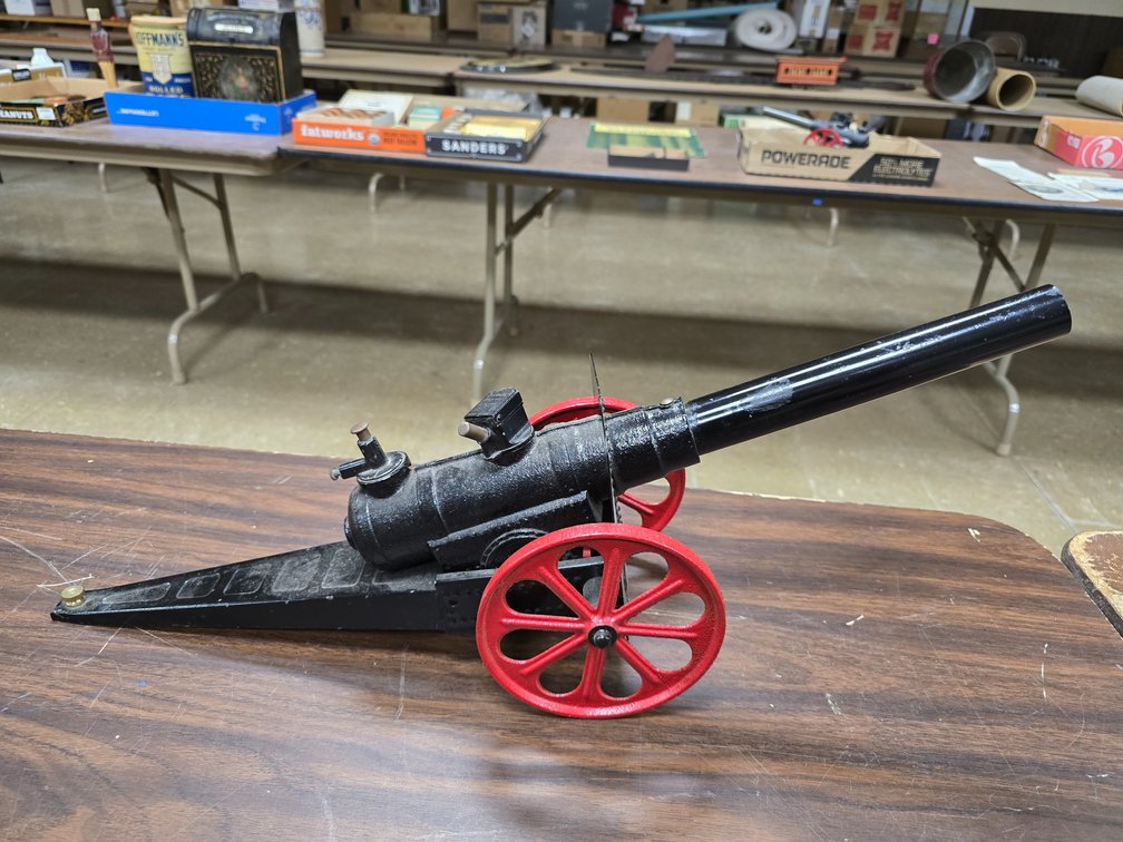 26" Conestoga Major field canon.