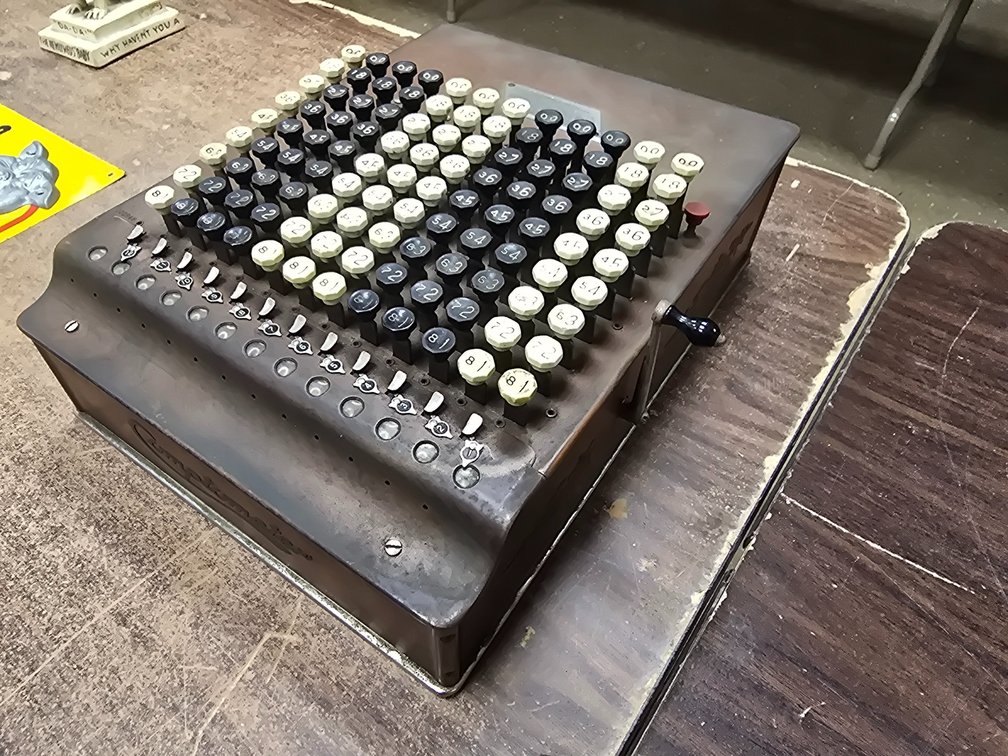 Felt & Tarrant Comptometer mechanical calculator