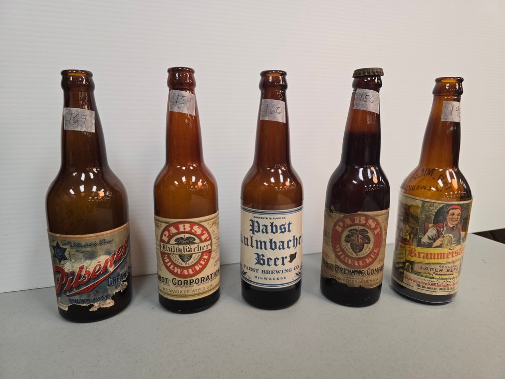 Image for November Online Breweriana Auction