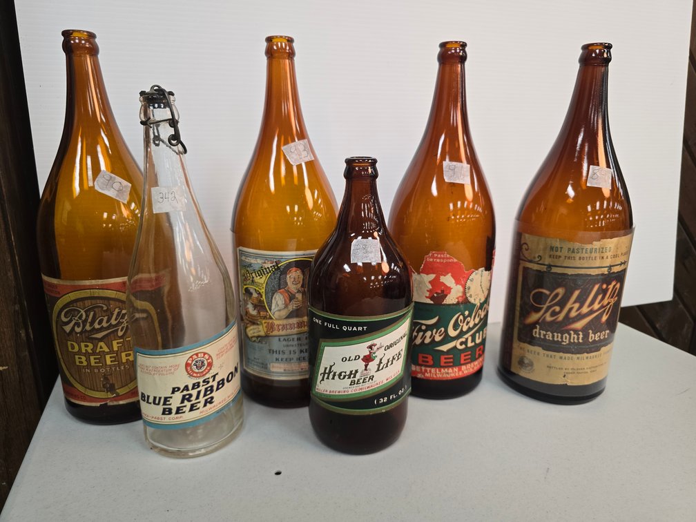 Image for November Online Breweriana Auction