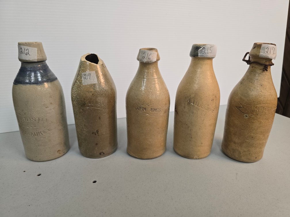 Image for November Online Breweriana Auction