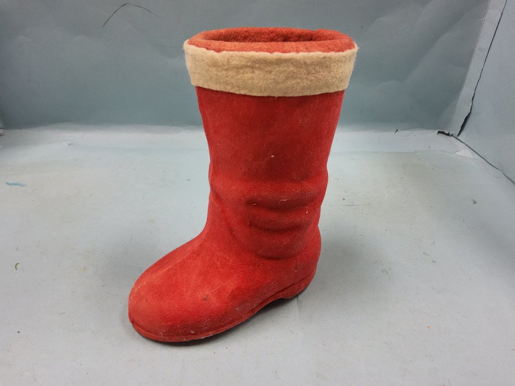 Candy container boot