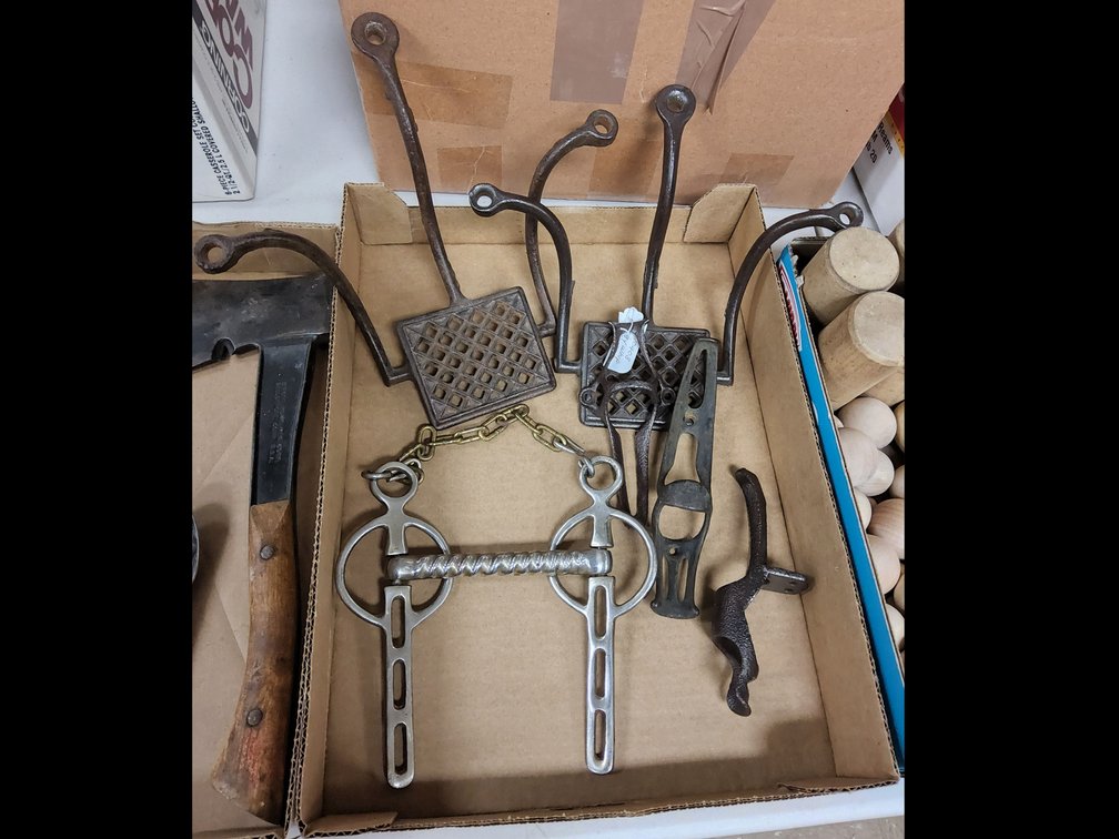 The horse and buggy box