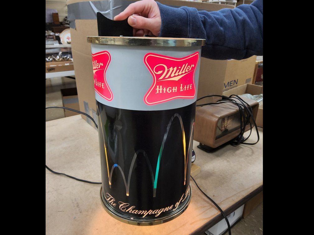 Miller bouncing ball rotary motion lamp