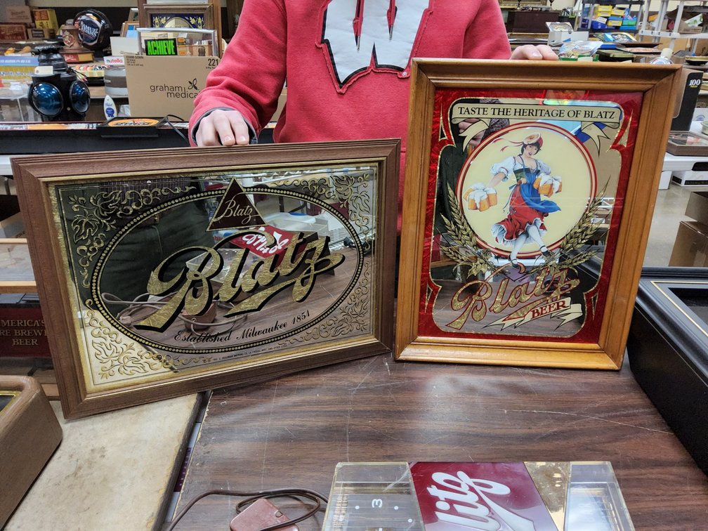 2 Blatz mirrors